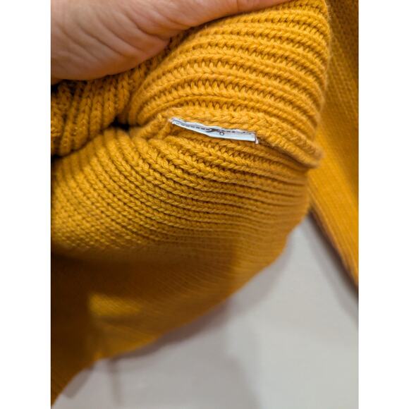 Junior size gold Mickey Mouse turtle neck knit varsity style sweater, Forever 21 - Picture 5 of 11